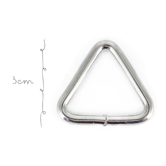 Argolla en triangulo Metal 3cm Niquel
